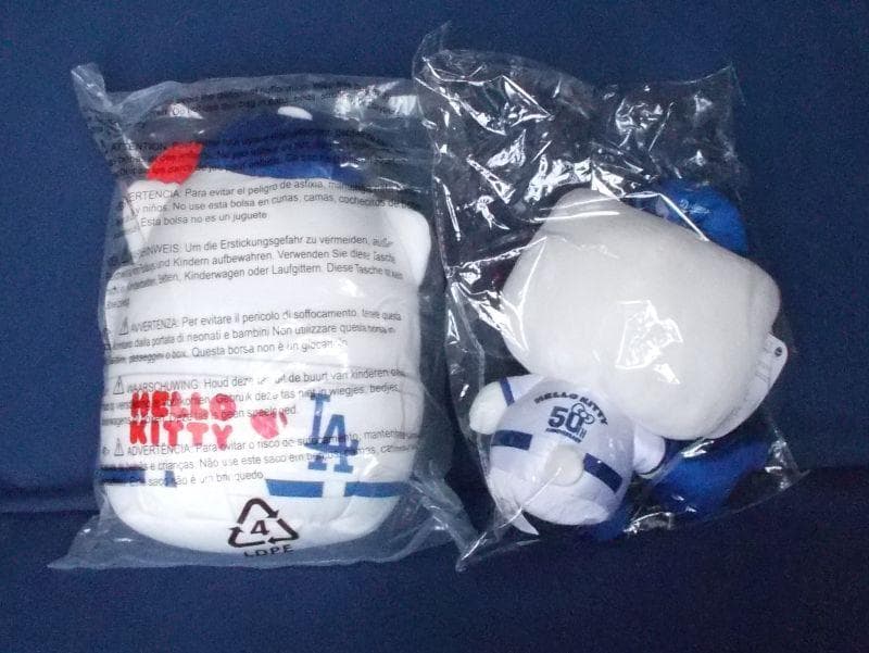 2体 Hello Kitty ドジャース×ハローキティ ぬいぐるみ MLB