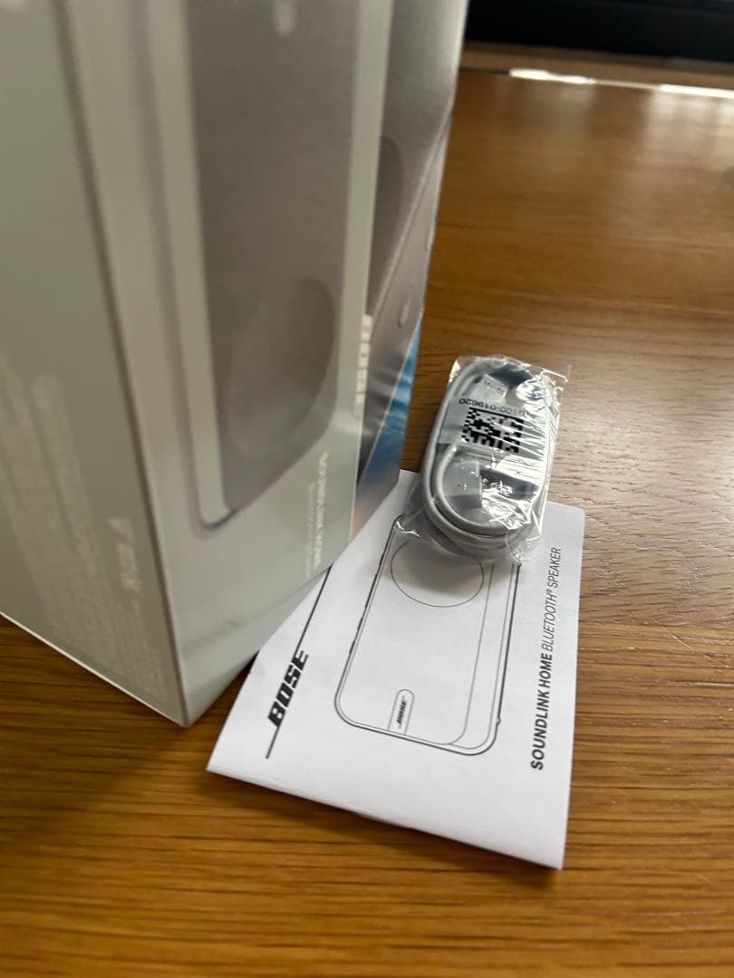 BOSE Soundlink  Silver シルバー色