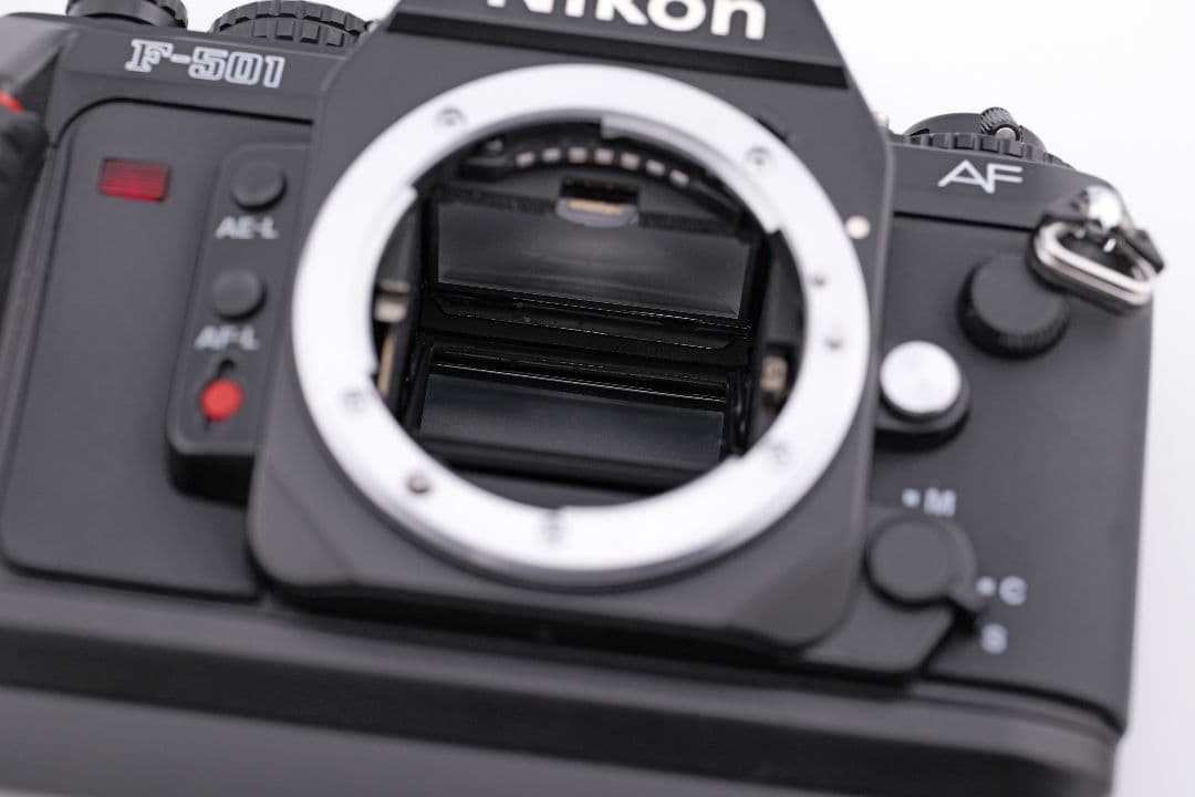[美品]Nikon F501 + 28-80mm