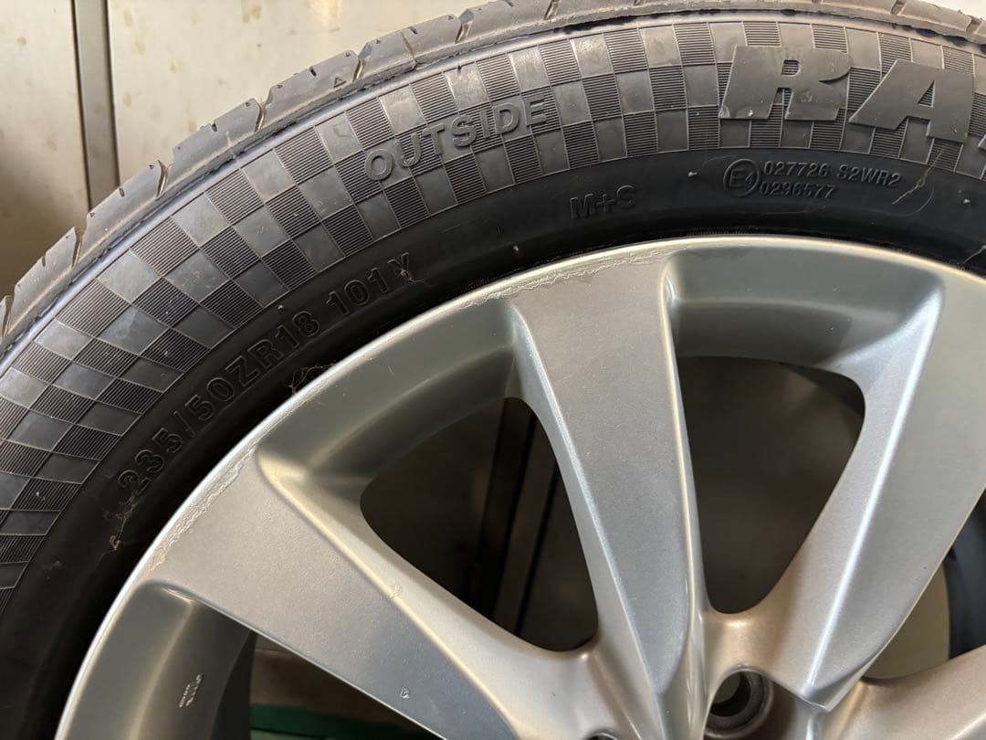 2014年式　レクサス LS460 18インチ タイヤ付　予備タイヤなどに　4本