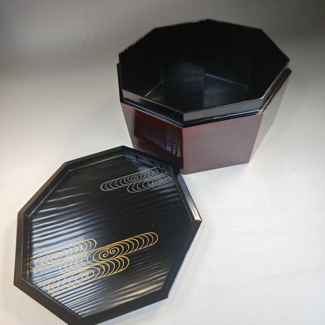 イ853 食籠『葵春作』『溜一閑塗八角　喰篭　共箱』菓子器　茶道具　漆塗