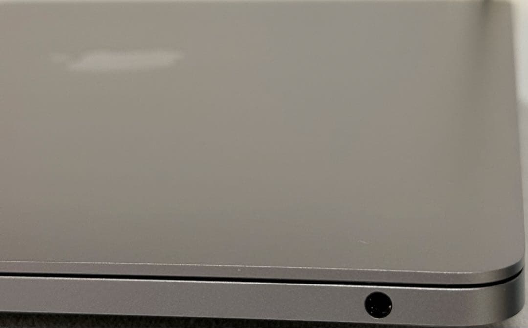 MacBook Pro M2 8GB 256GB 13インチ スペースグレイ