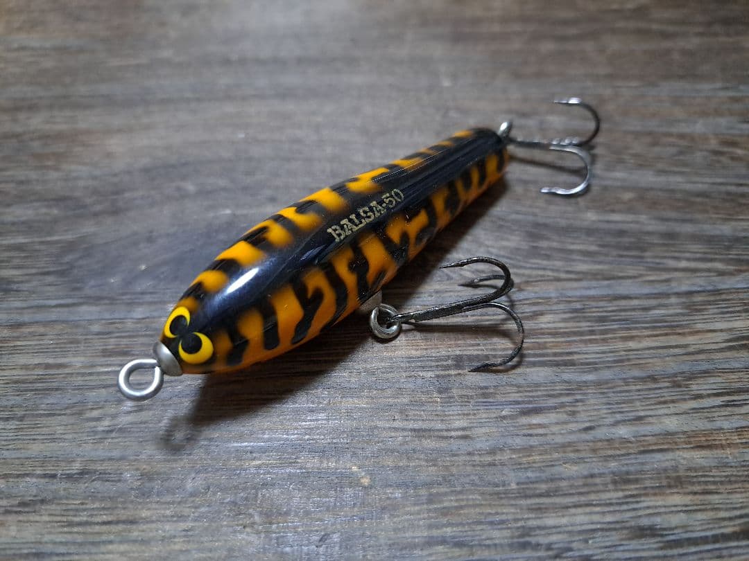 実釣未使用　美品　バルサ50　イエローコーチドッグ　9個セット