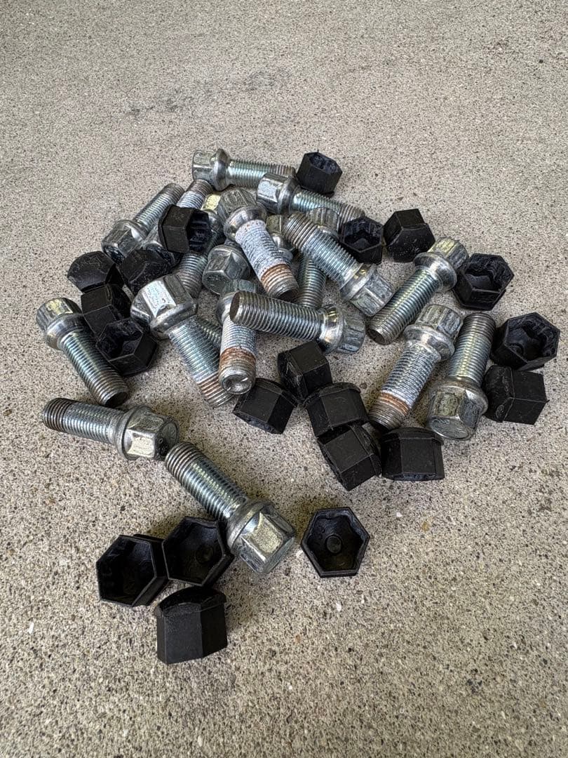 メルセデスベンツ　MB GLB X247 用ホイル 4セット必須メルカリ便変更⭕️