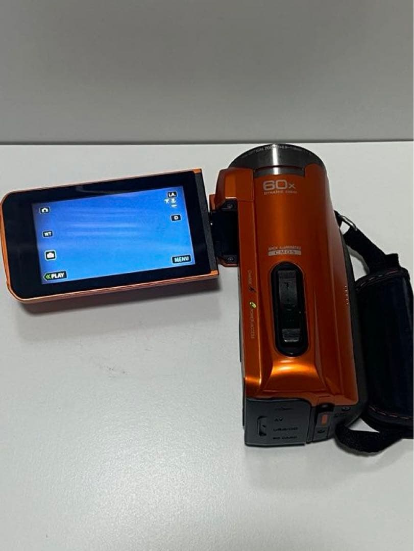 中古　美品　防水　ＪＶＣビデオカメラセット　オレンジ　箱無し