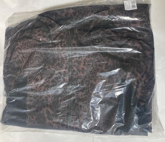 ボルコム ウィメンズシャイロスノースーツ M つなぎ ヒョウ柄