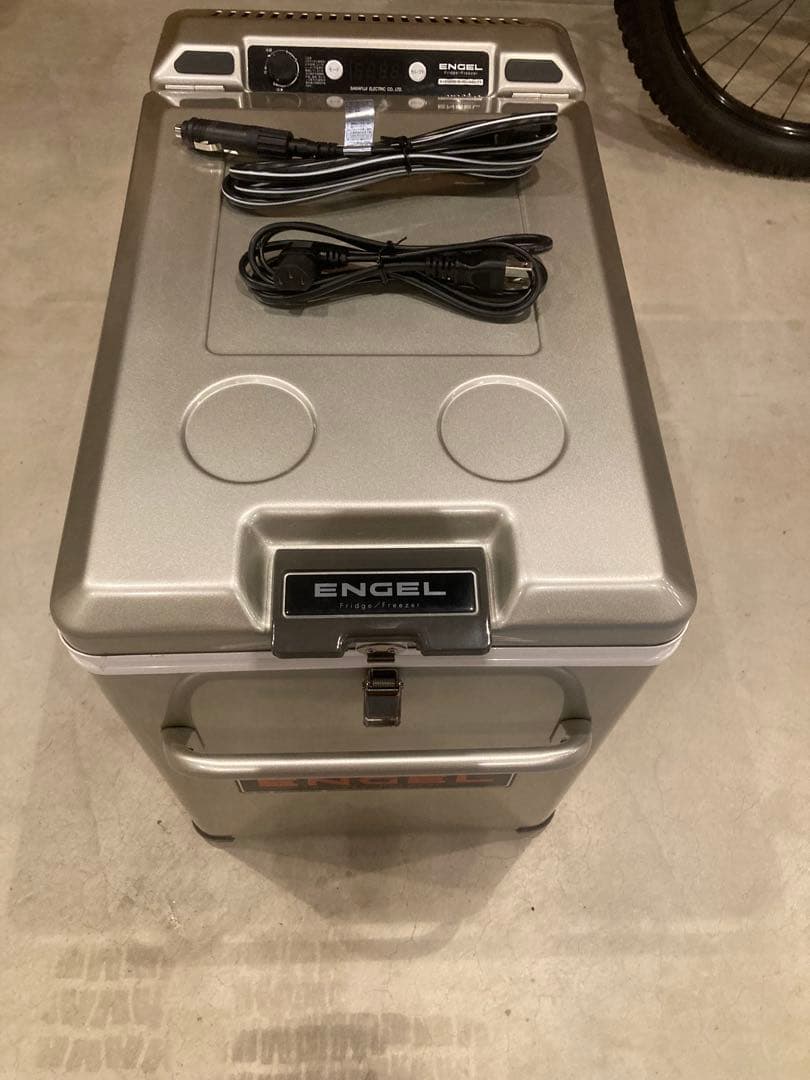 新品未使用☆澤藤電気 ENGEL 車載冷凍冷蔵庫40ℓ MT40F-D1D-P