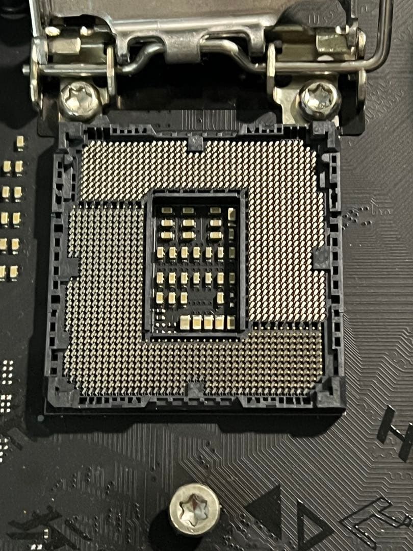 CPU I7 9700K Z390-F-GAMING