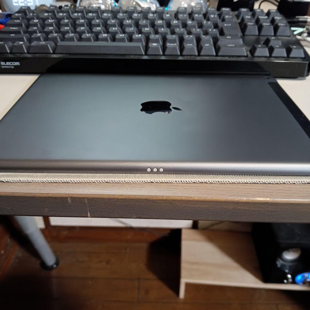 ipad 第7世代　Cellularモデル　32GB