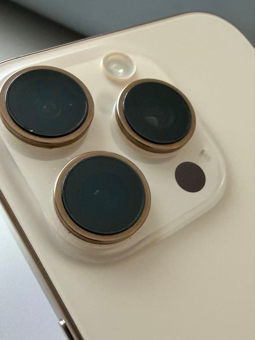 iPhone16Pro　デザートチタニウム　256GB　SIMフリー