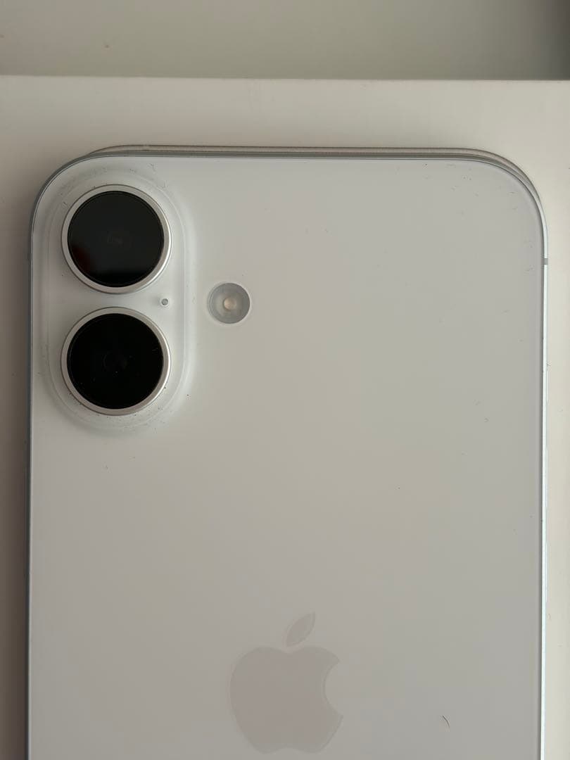 Apple iPhone 16 Plus 128GB ホワイト ケースフィルム付