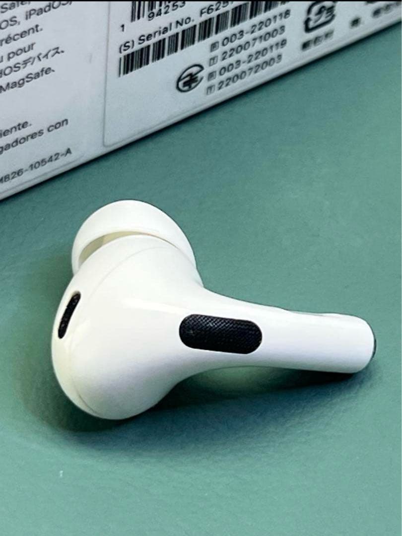 AirPods pro第2世代イヤホン右耳のみ A2698正規品動作良好美品
