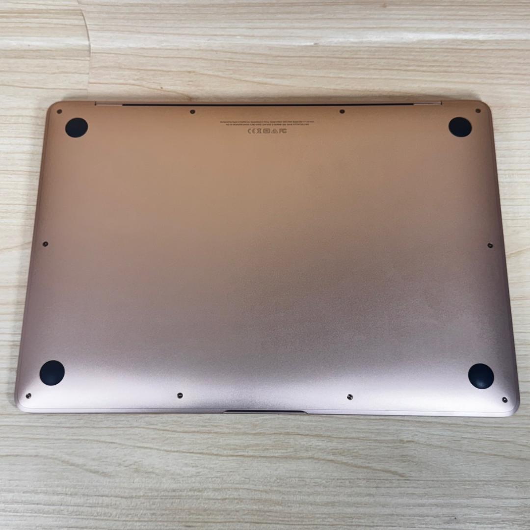 P272 美品 Apple MacBook Air i5 8GB 256GB