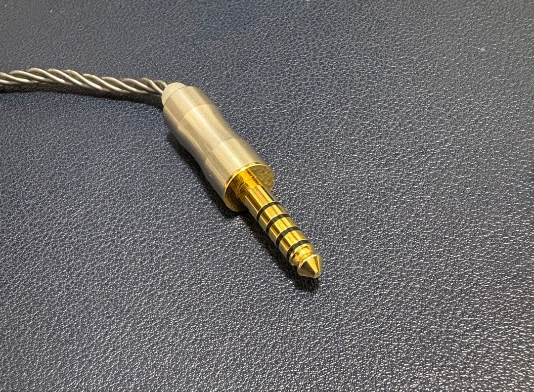 イヤホン Oriolus Isabellae