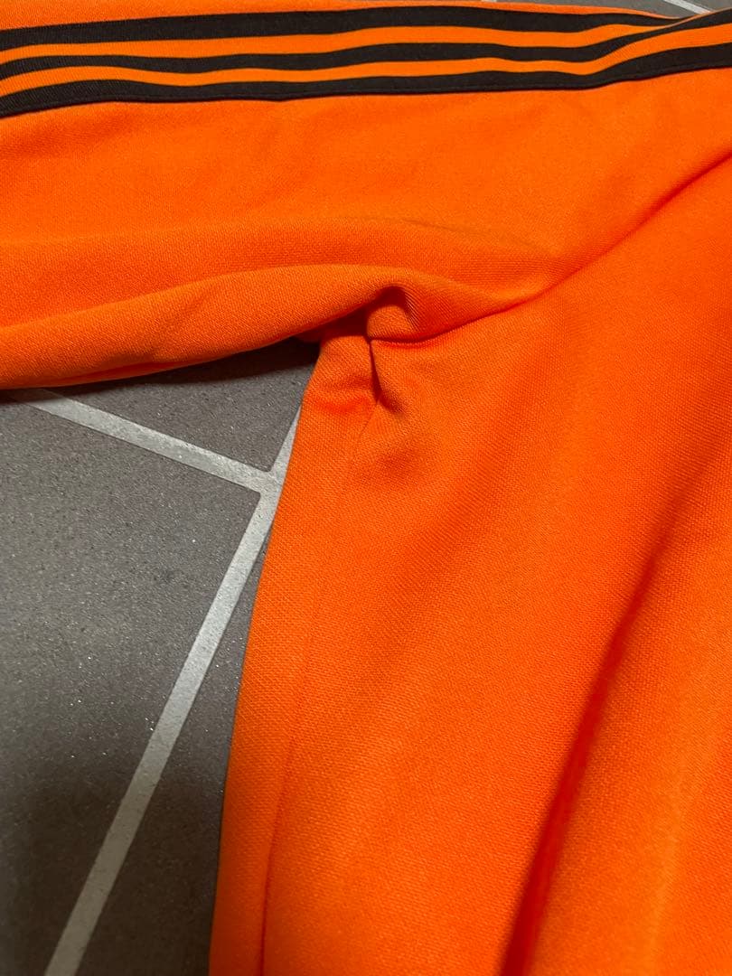 レア！美品！adidas オレンジ　トラックジャケット　西ドイツ　デサント　3号