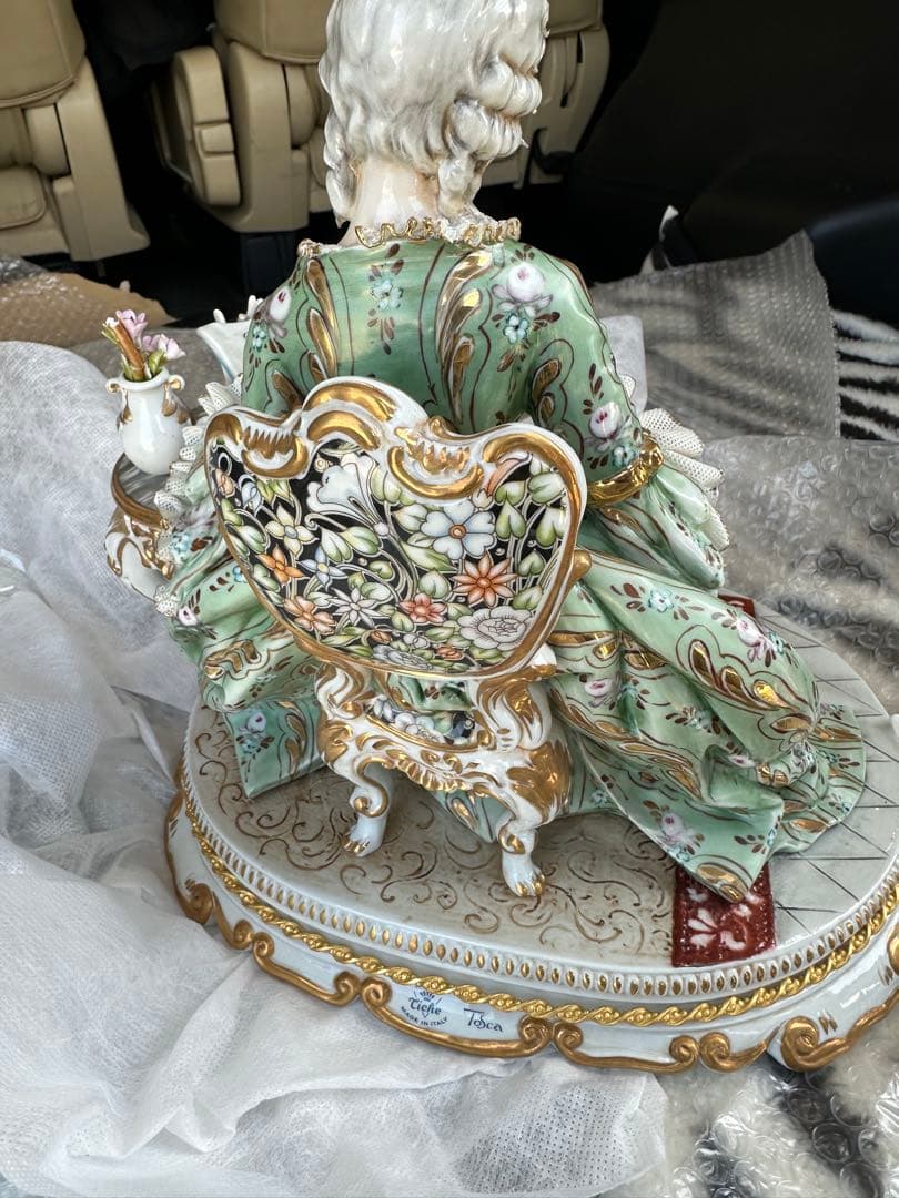 陶器人形 TYCHE社 磁器人形(ポンパドール夫人) 西洋陶器