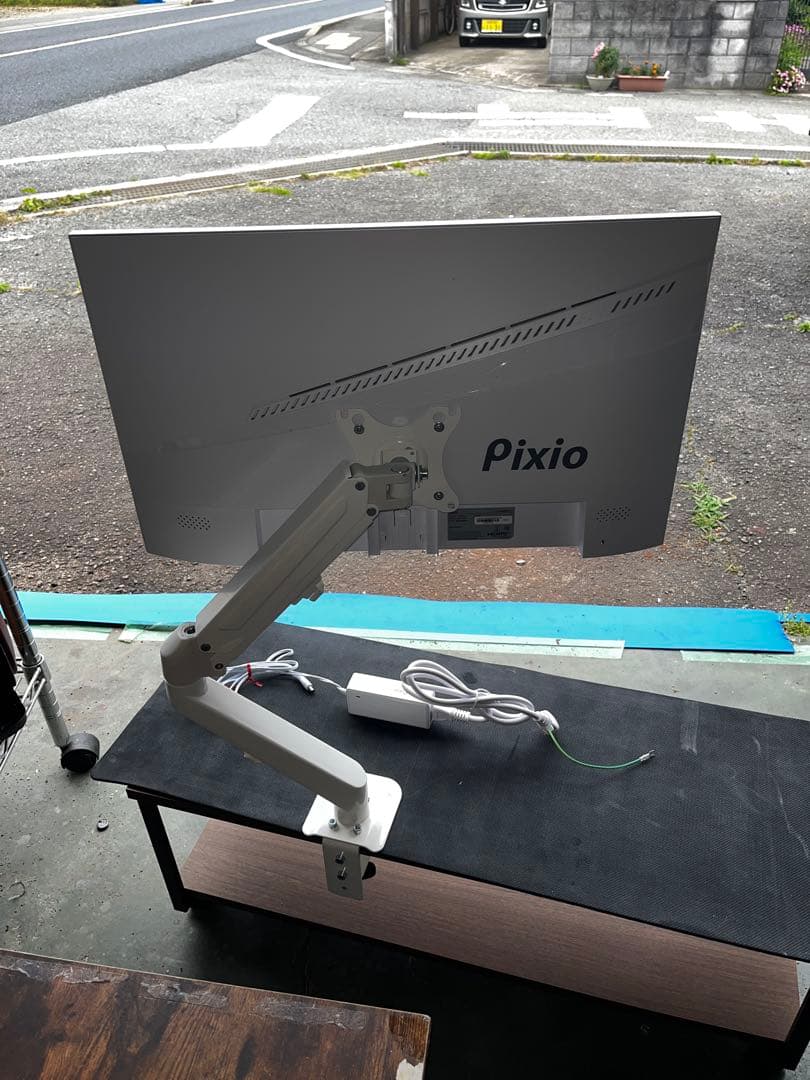 美品！Pixio PX259PWゲーミングモニター　グリーンハウスアーム付き