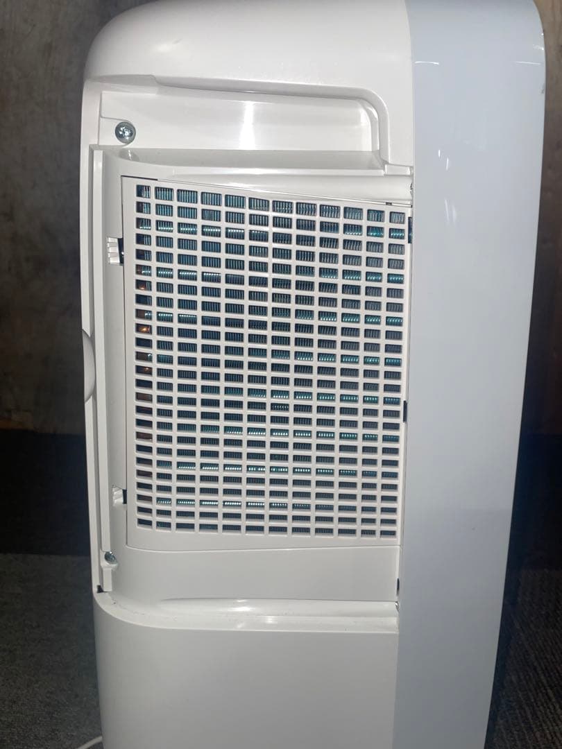 2021年製 SHARP 除湿機 CM-N100-W