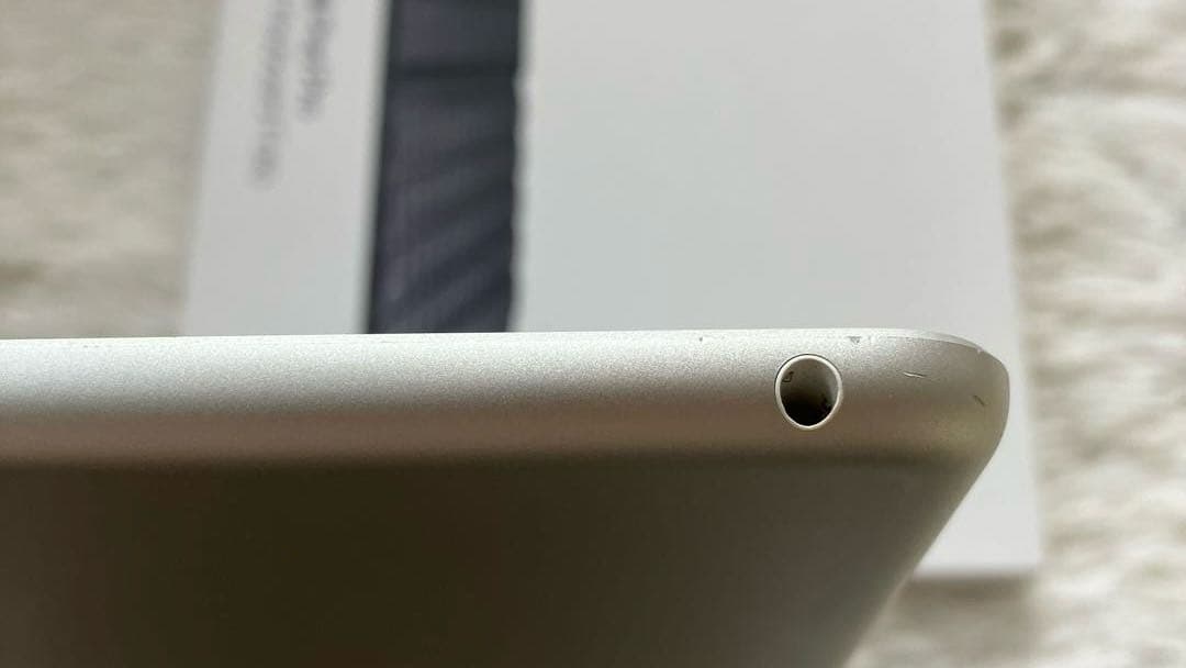 【1台限定価格】iPad 第5世代 32GB SIMフリー【すぐ発送】