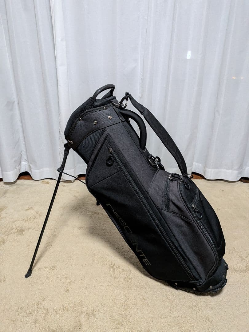 人気‼️デサント ゴルフ キャディバッグ スタンド ブラック