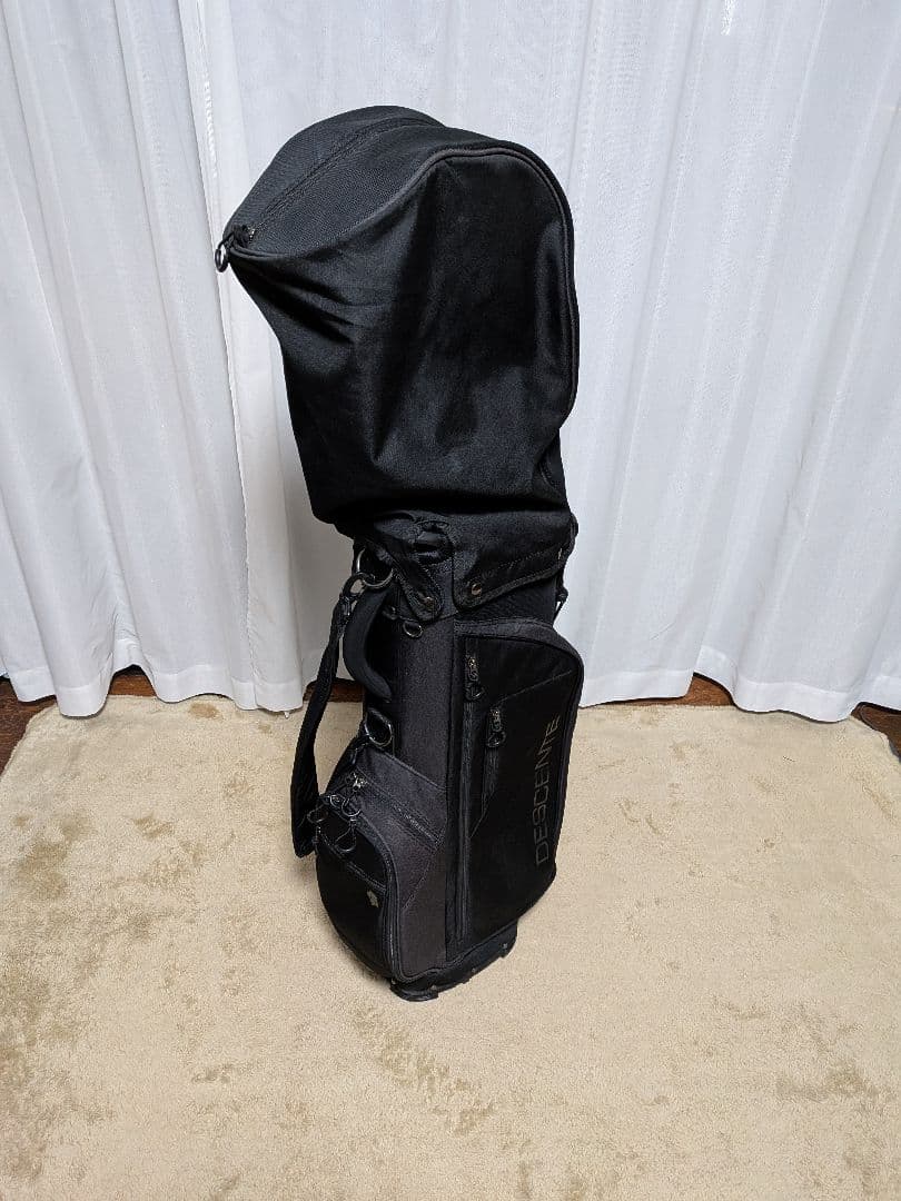 人気‼️デサント ゴルフ キャディバッグ スタンド ブラック