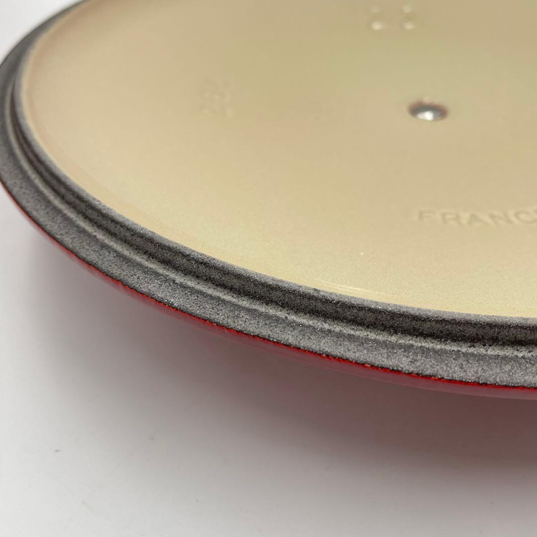 美品　LE CREUSET マルミット　22cm チェリーレッド 両手鍋