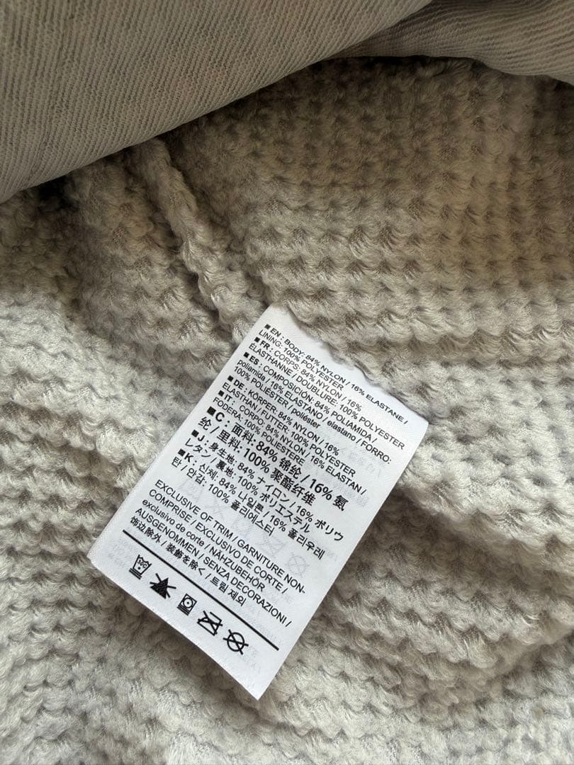 美品 アークテリクス Proton FL フーディ　Sサイズ