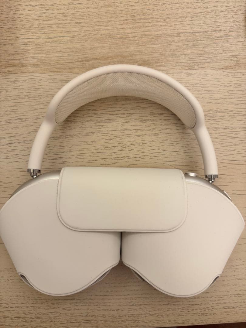 AirPods MAX スターライト