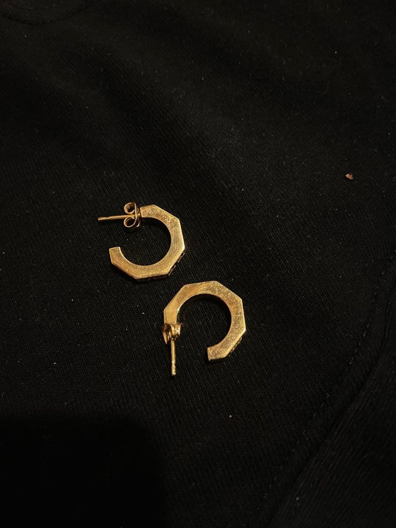 Versace ゴールドピアス