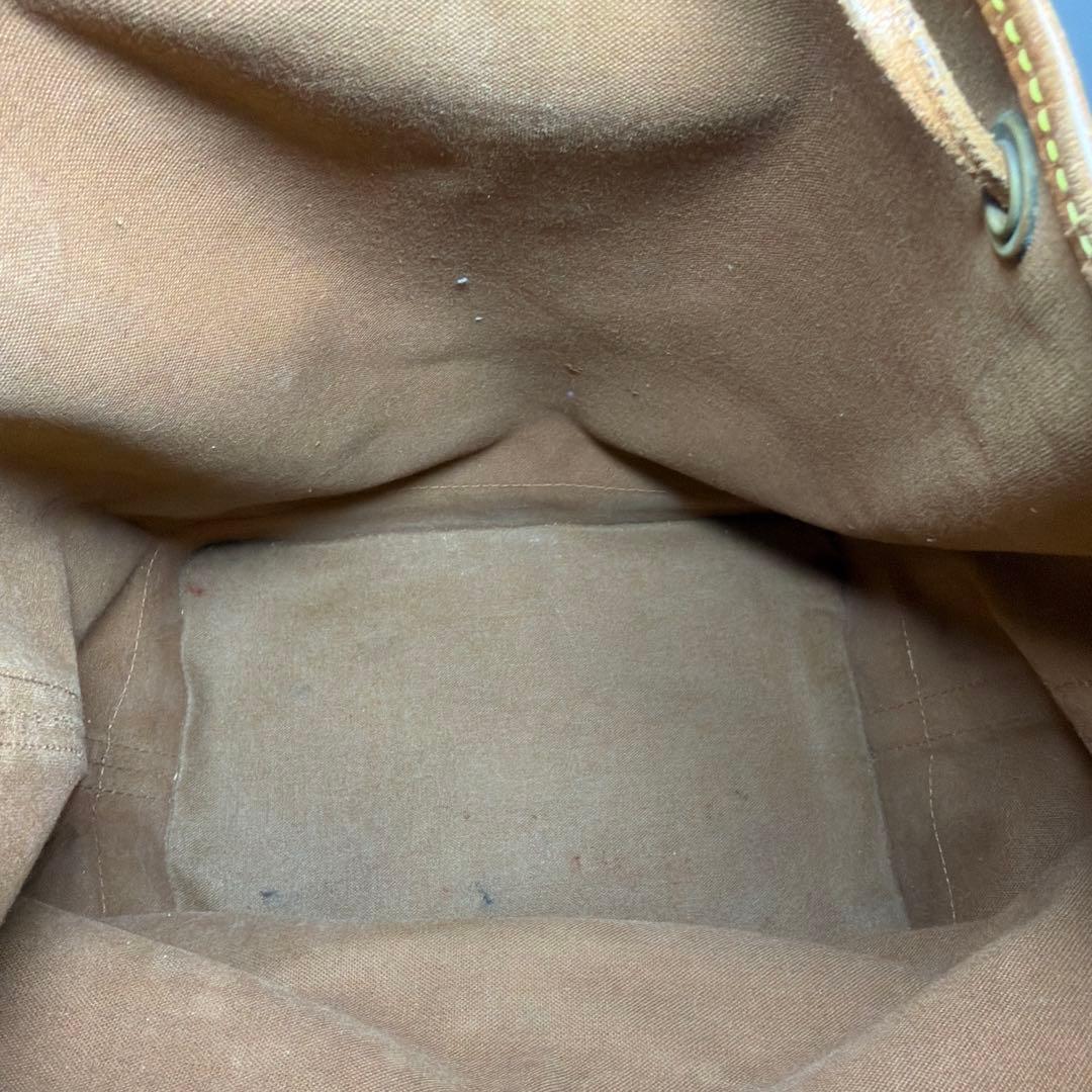 ルイヴィトン　モノグラム　ノエ　巾着　ショルダーバッグ