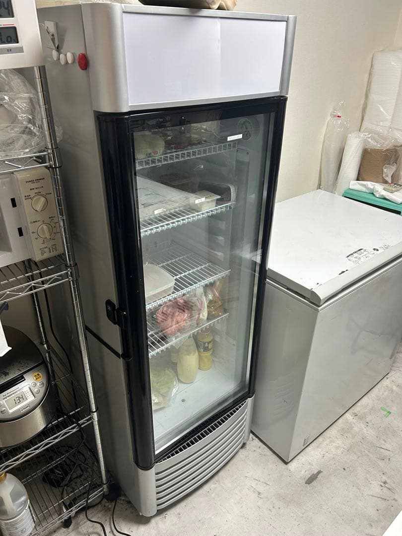 冷蔵ショーケース 縦型 ※3月初旬発送