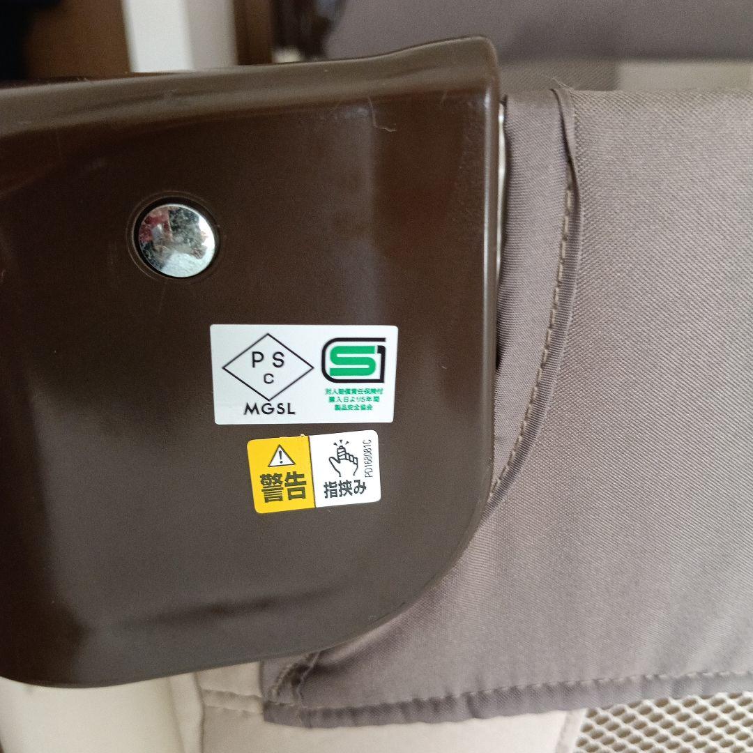 Apricaココネルエアーベビーベッド メッシュ ブラウン・ベージュ66047