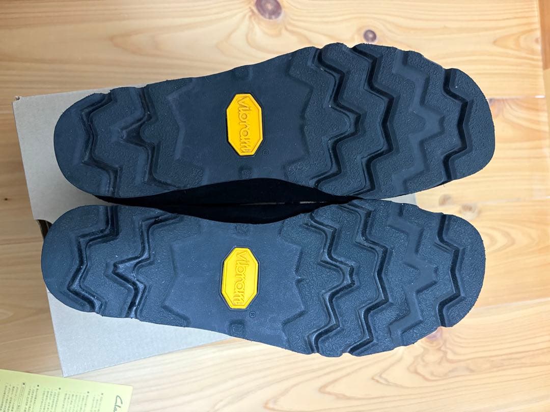CLARKS クラークスワラビー ゴアテックス シューズ　ブラック　26センチ