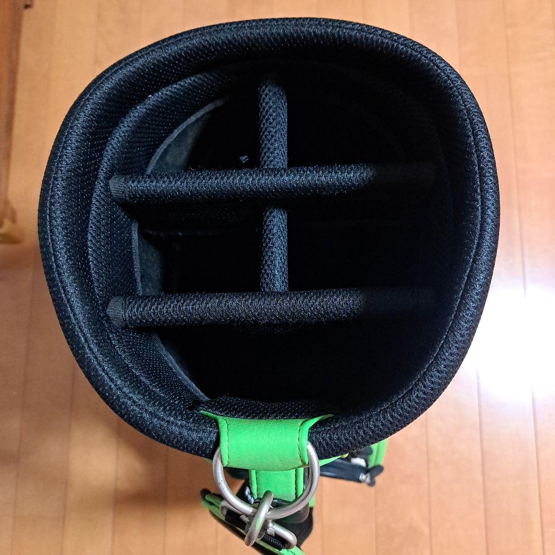 Titleist キャディバッグ グリーン/ブラック。フード付き。9.5インチ