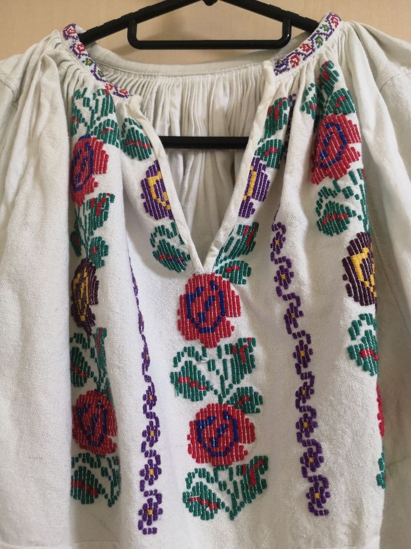 vintage ルーマニア刺繍 ブラウス