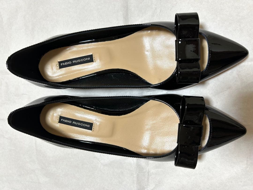 FABIORUSCONI リボンパンプス　ブラック　パテント　ファビオルスコーニ