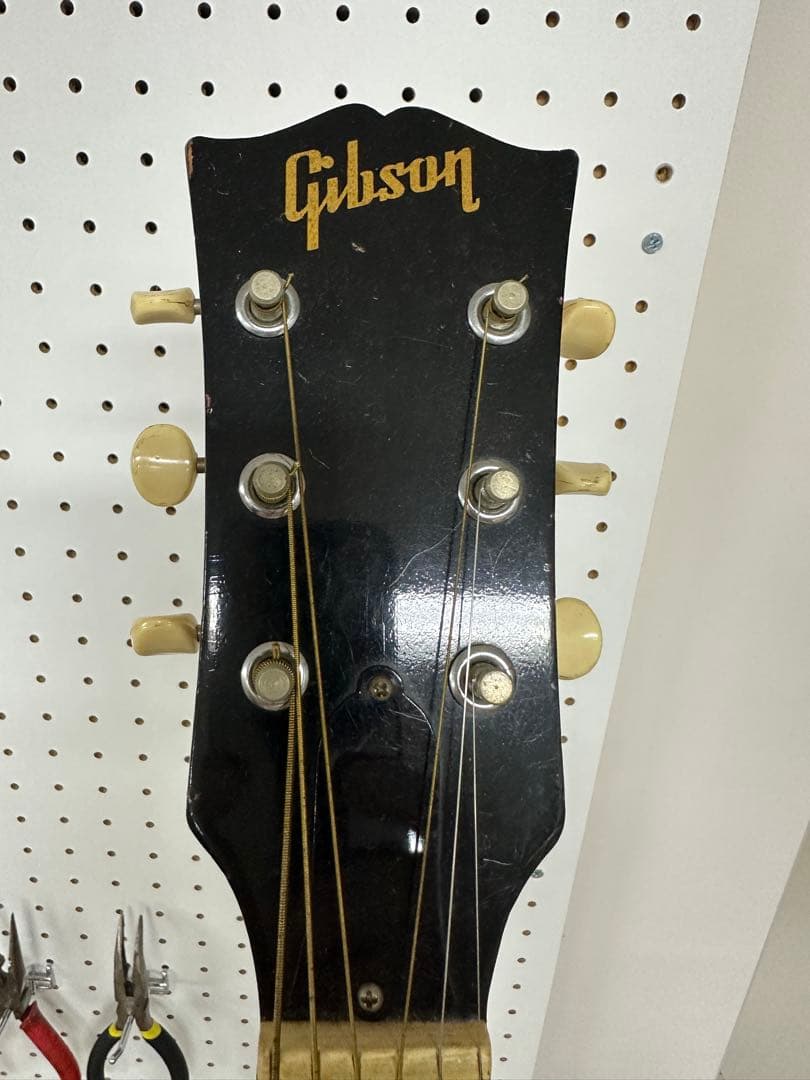 1967年製Gibson B-25チェリーサンバースト オリジナルハードケース付
