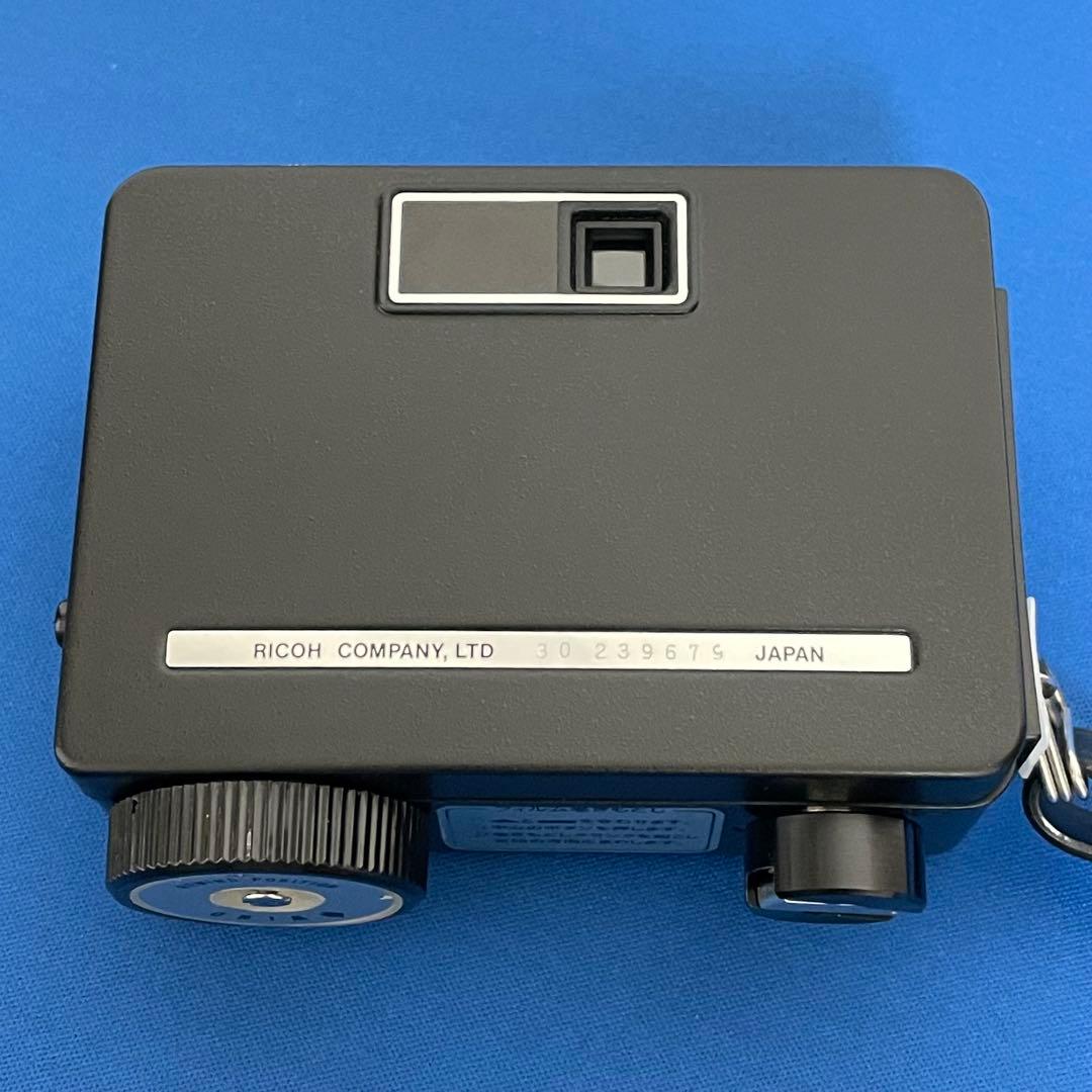 ☆最上美品！☆リコーオートハーフSE2ブラック☆未開封36枚撮りフィルム付き！☆