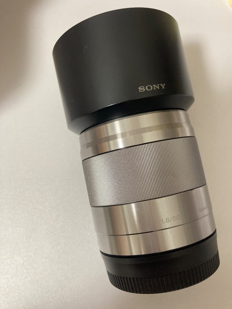 デジタル一眼カメラα[Eマウント]用 純正レンズ SEL50F18 シルバー