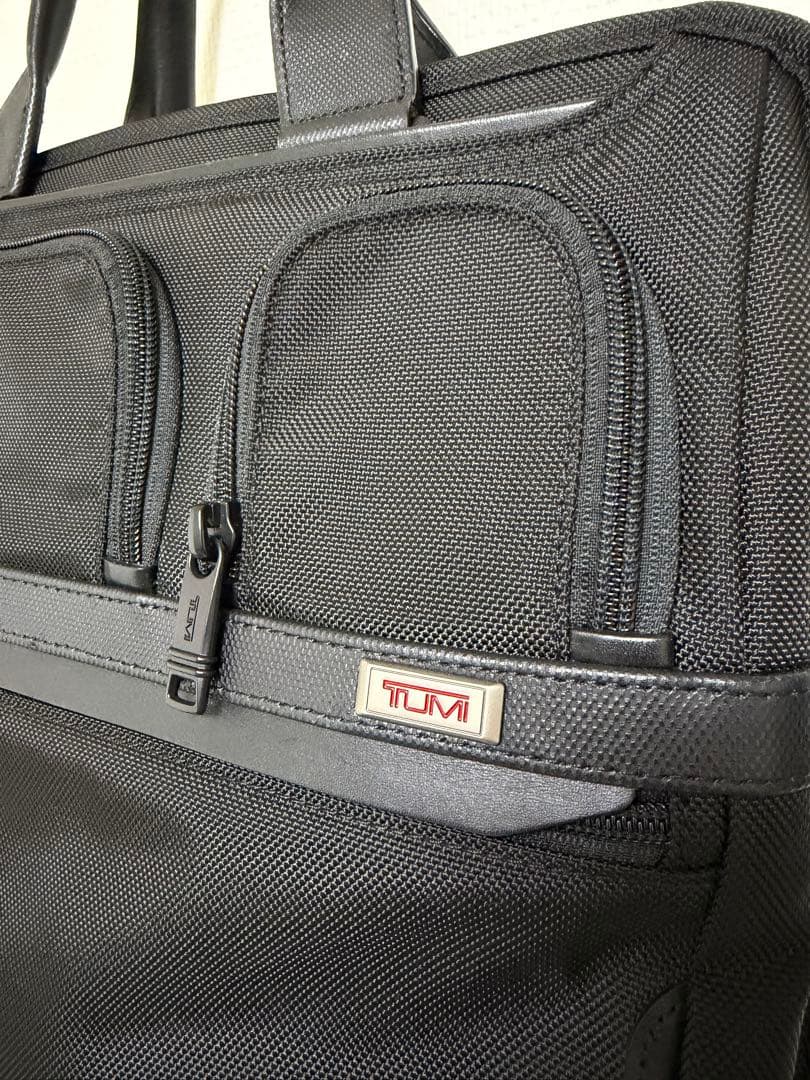 TUMI アルファ　エクスパンダブル・オーガナイザー・ラップトップ・ブリーフ