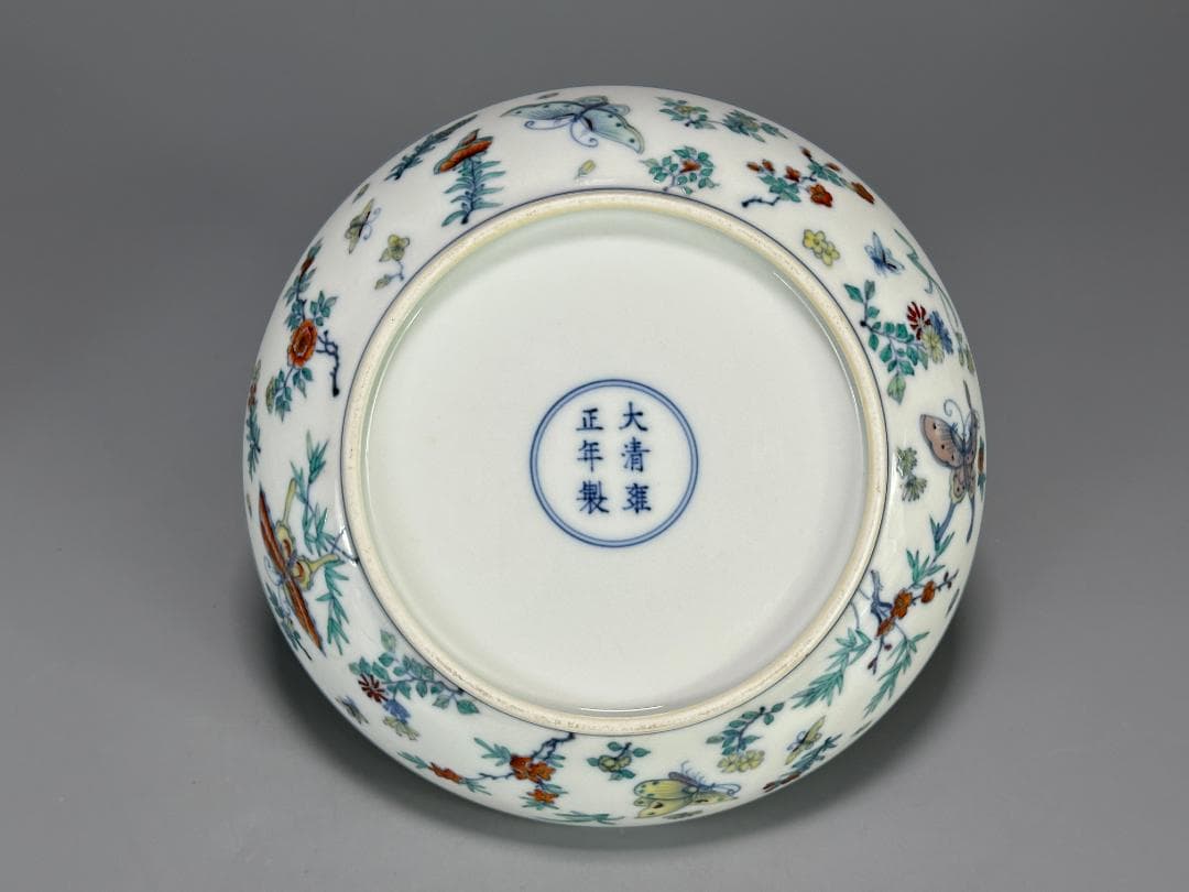大清雍正年製　款　斗彩　豆彩　胡蝶花卉文　皿　盤　唐物