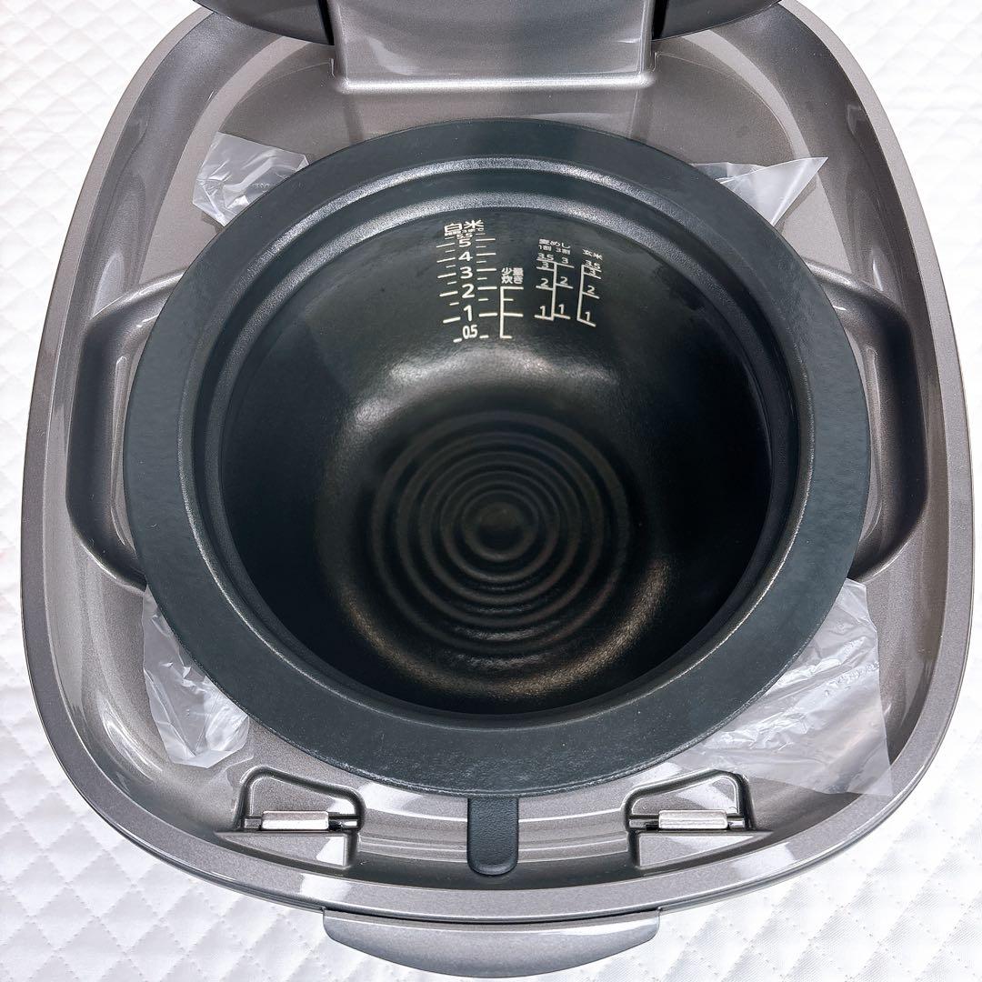 【未使用品】 タイガー 土鍋圧力 IH炊飯器 JPL-Y100KG 5.5合炊き