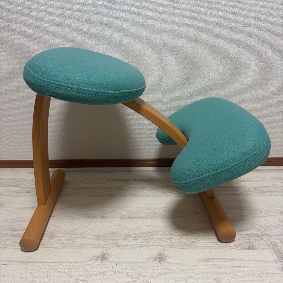 リボ社　rybo 　バランスイージー チェア グリーン　姿勢矯正