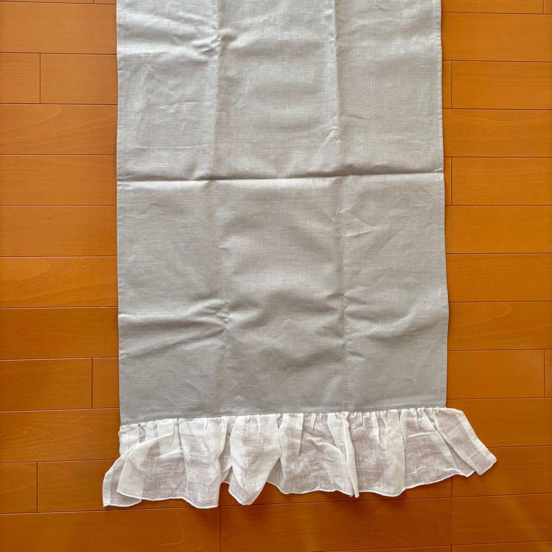 テーブルランナー　ボルゴデレトヴァーリェ　サラグレース　ライトグレー