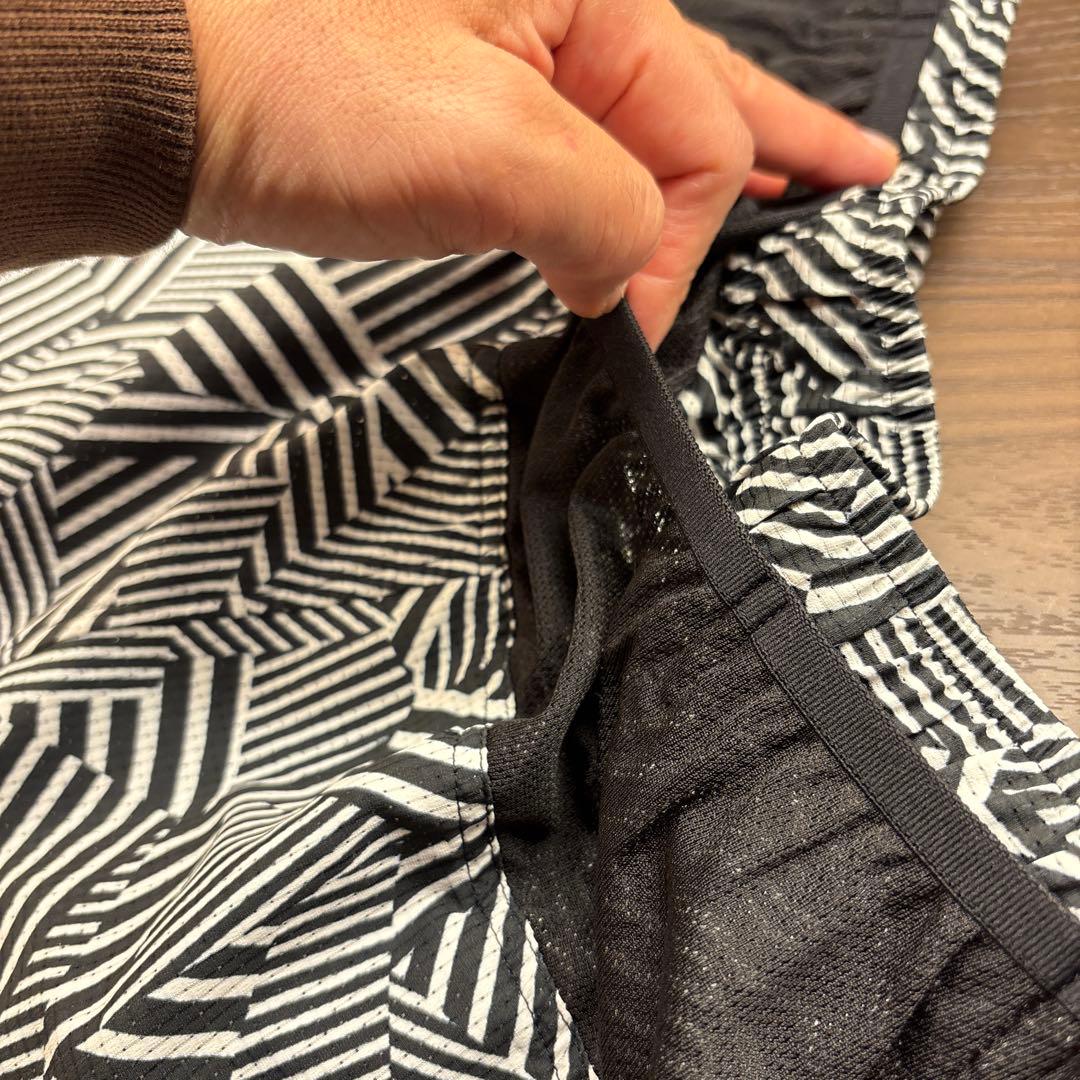 charbon DAZZLE SHORTS Ｍサイズ