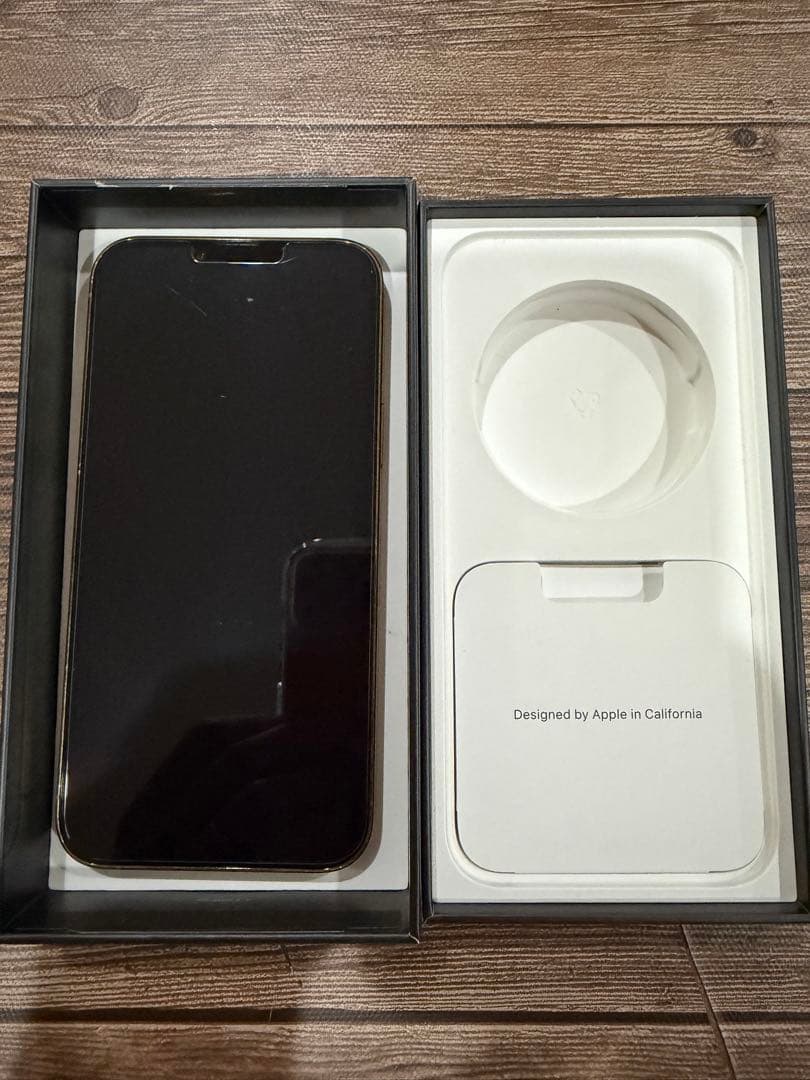 iPhone13 Pro MAX 256GB カエル