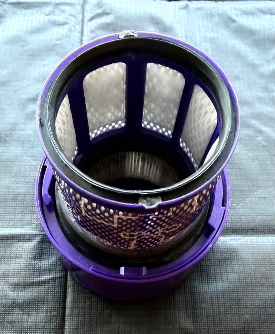 中古 dyson cyclone v10 Fluffy