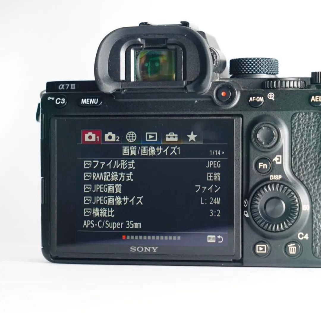 SONY α7 III ミラーレスカメラ レンズ付き