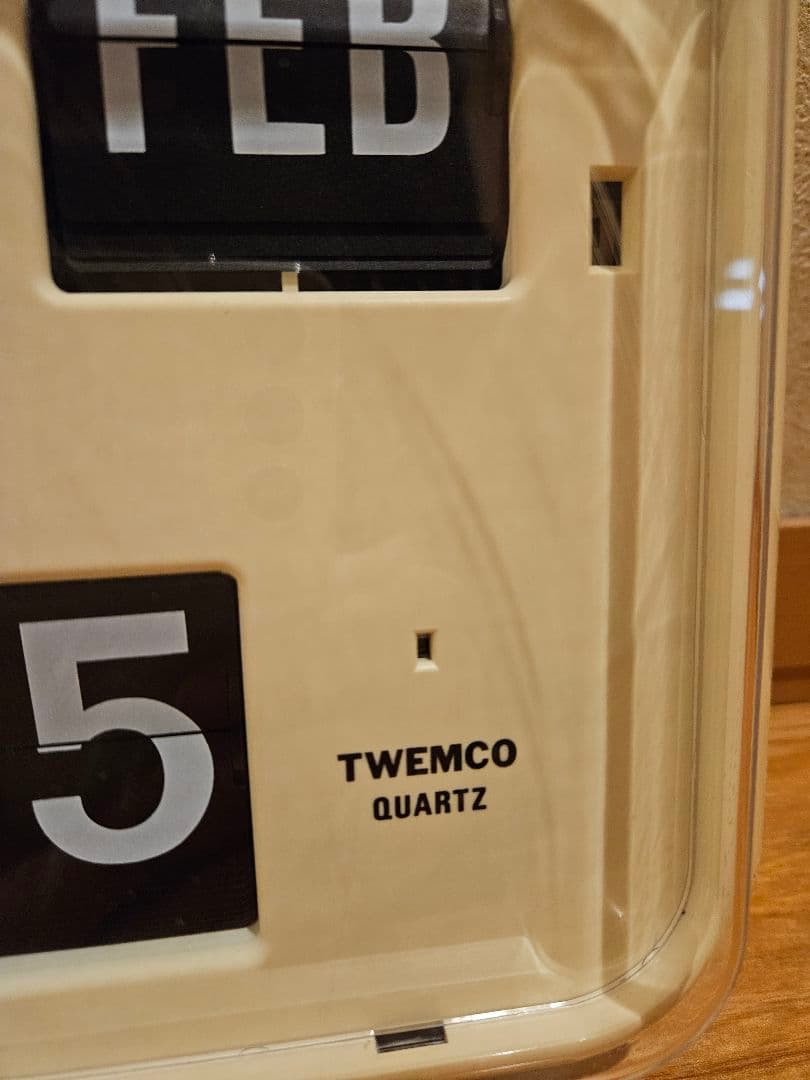 【ジャンク品】 TWEMCO(トゥエンコ) QD-35 時計 ホワイト