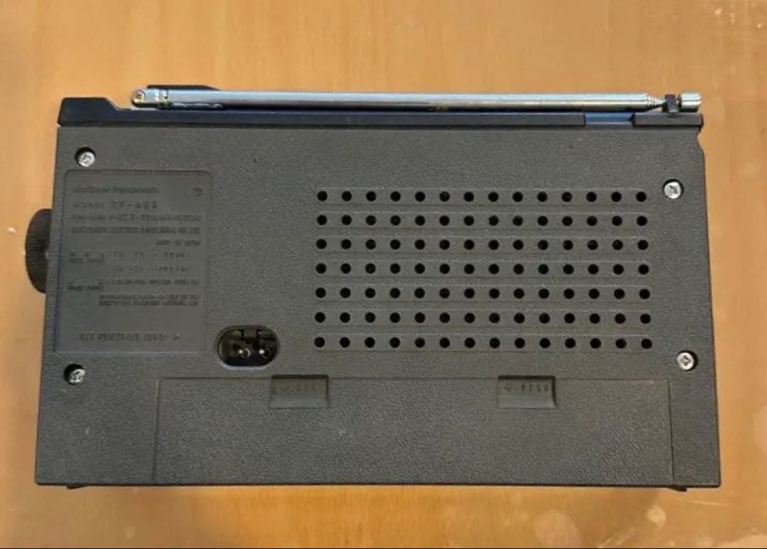【National Panasonic】 ラジオ FM/AM RF-655